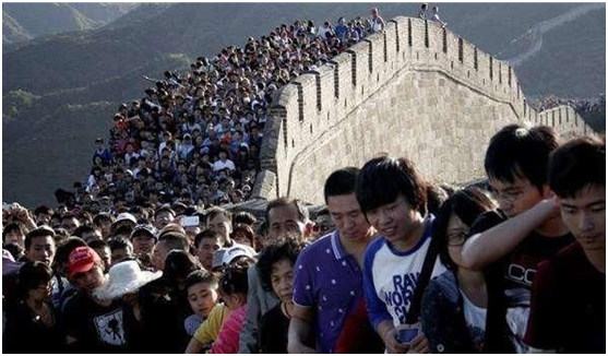 擁擠的人群
